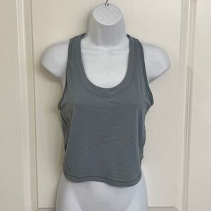 NWOT Athleta Shanti Crop Tank 3.0 - size small